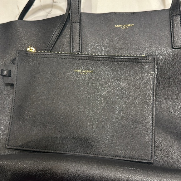 Saint Laurent Tote - Picture 3 of 4